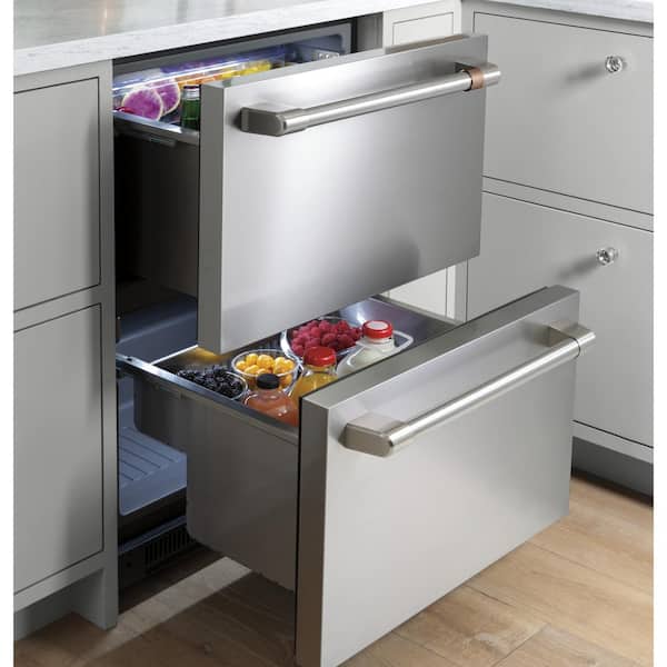https://images.thdstatic.com/productImages/c44690a8-1c01-47f8-ad84-41e12e3fa583/svn/stainless-steel-cafe-mini-fridges-cde06rp2ns1-44_600.jpg
