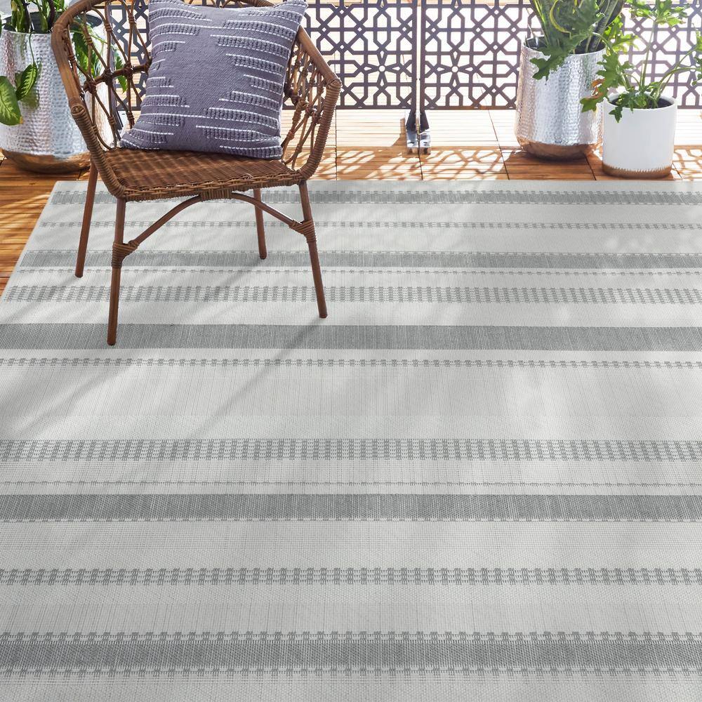 Gray and Cream Striped Synthetic 5' x 7' Indoor/Outdoor Rug