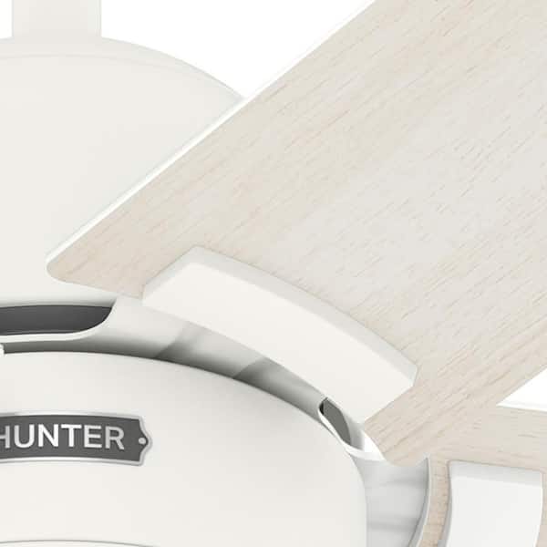 Hunter - Erling 52 in. ENERGY STAR Fresh White Indoor Ceiling Fan with LED Light Kit and Handheld Remote