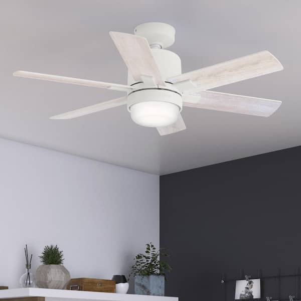 Hunter Radeon 44 in. Indoor Matte White Smart Ceiling Fan with Light Kit and Wall Switch