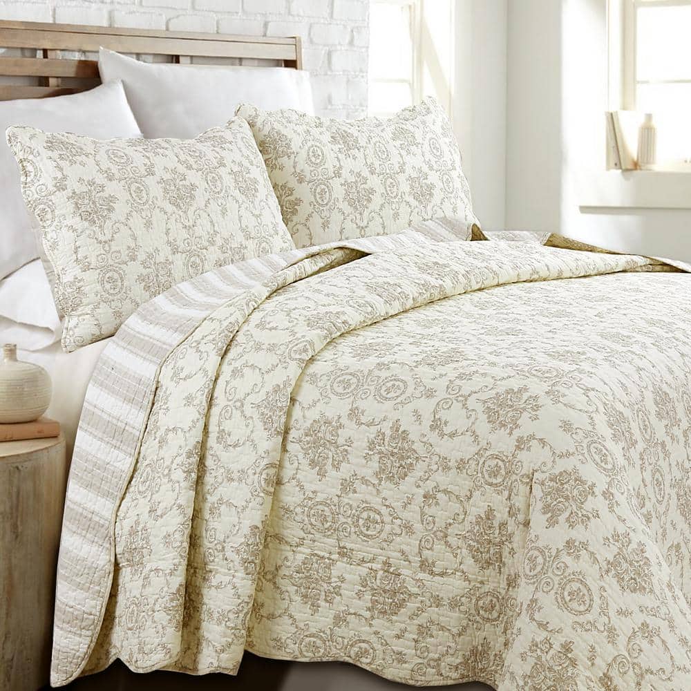 Cozy Line Home Fashions Scalloped Vintage Floral 3-Piece Medallion