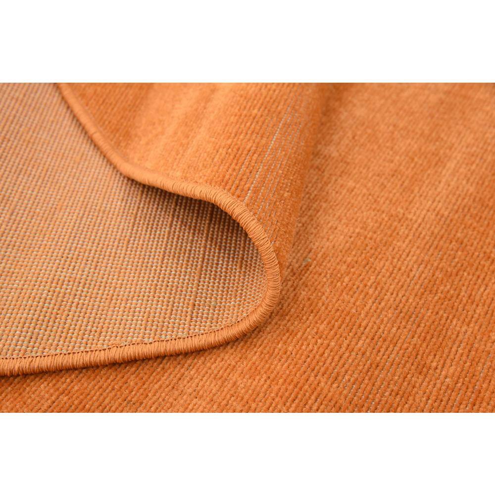 5 ft Round Orange Synthetic Easy Care Area Rug