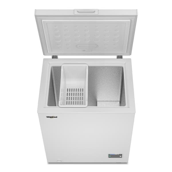 Whirlpool 5 cu. ft. Manual Defrost Chest Freezer with 1 Storage
