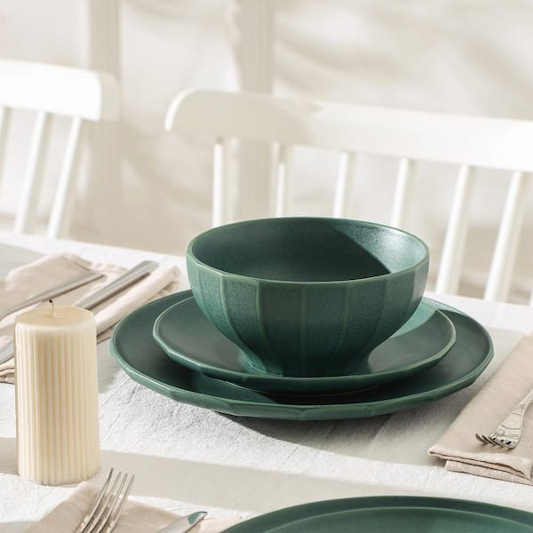 STONE LAIN Rio 24-Piece Green Stoneware Dinnerware Set (Service