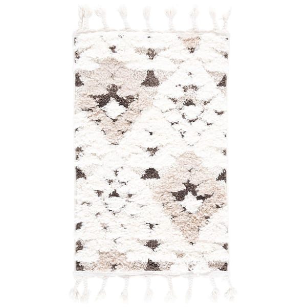 Moroccan Tassel 2 ft. x 3 ft. Ivory/Brown Geometric Accent Rug