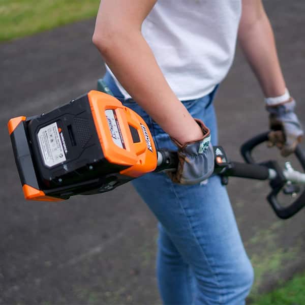 https://images.thdstatic.com/productImages/c4b62e05-5543-4559-b5dc-c882fa98579d/svn/yard-force-cordless-string-trimmers-yf60vrx-hhc9-66_600.jpg