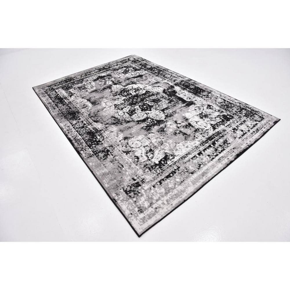 Salle Garnier Black and Gray Low Pile Area Rug