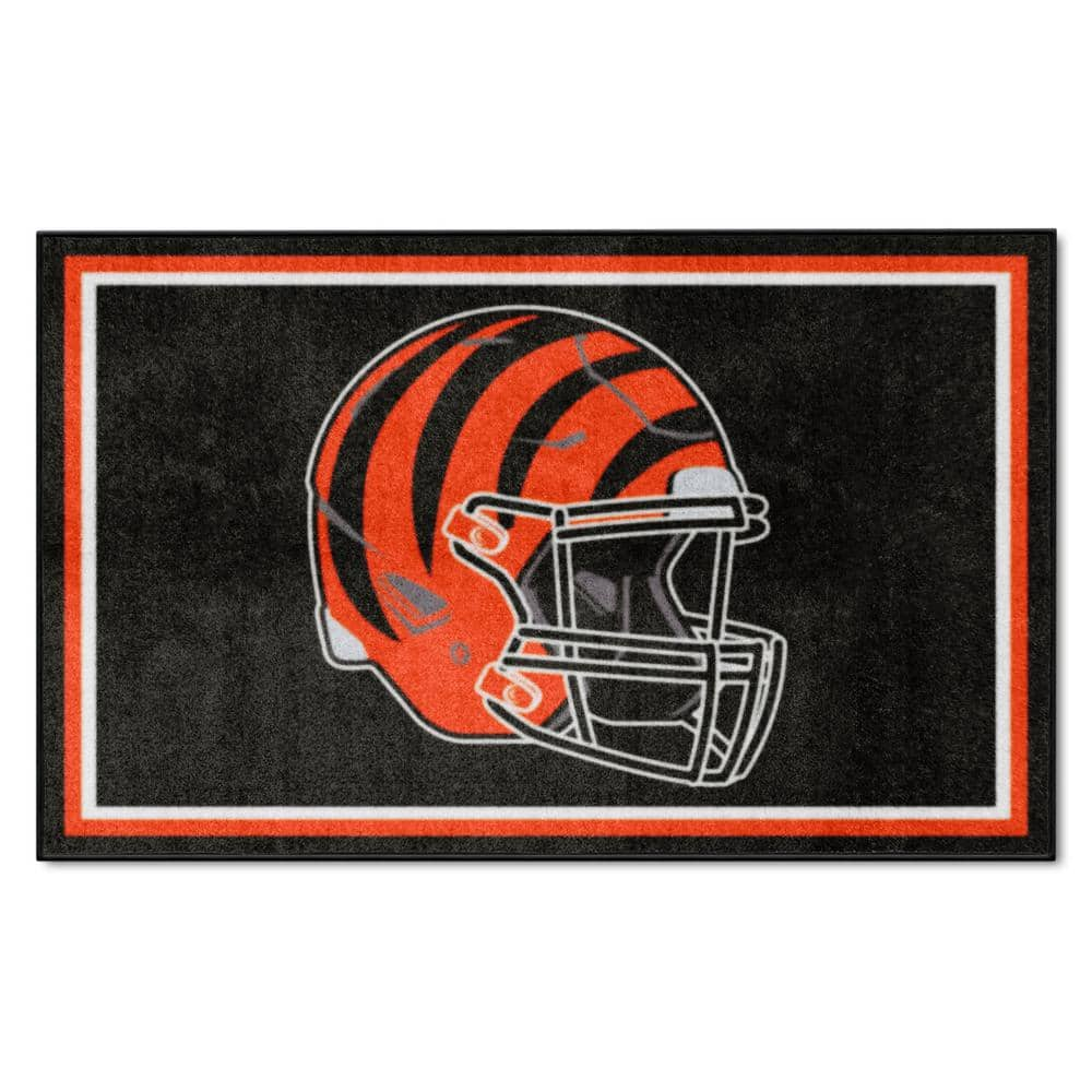 Fanmats Cincinnati Bengals 4ft. x 6ft. Plush Area Rug