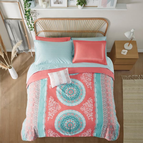 Coral queen 2024 comforter set