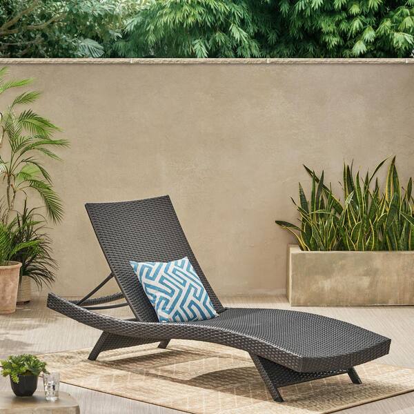 Quality chaise lounge sales