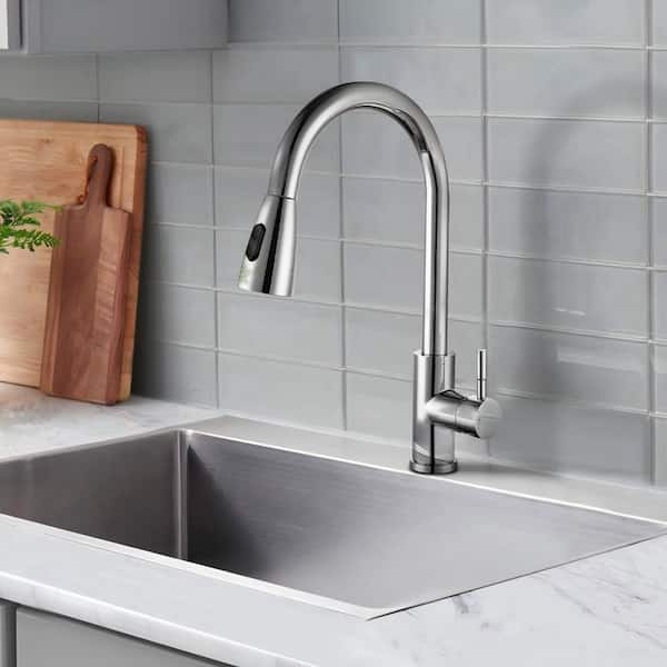 Stainless Steel Single-Handle Pull Down Sprayer Kitchen Faucet in Chrome