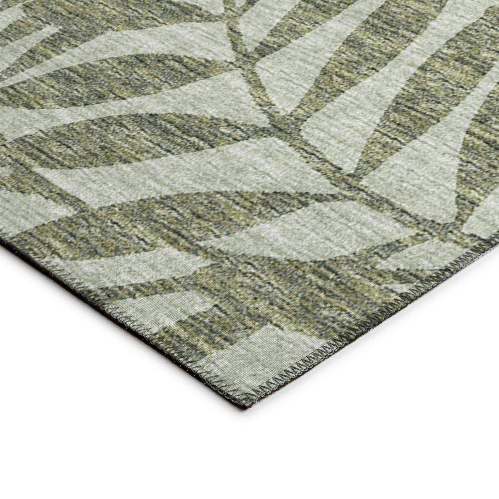 Yuma Tropical Leaves Green Chenille 3' x 5' Easy-Care Area Rug