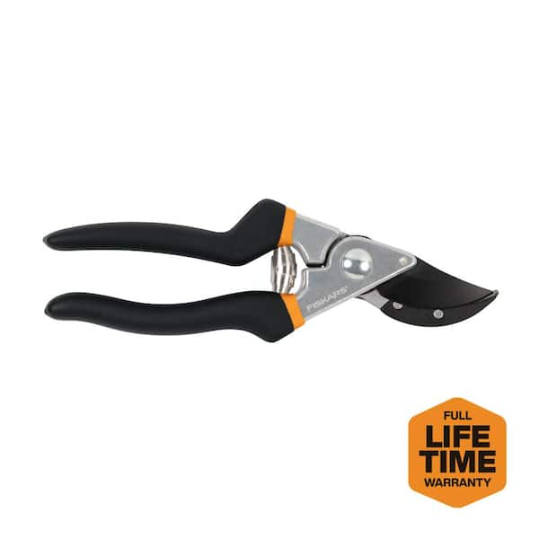 Fiskars 5/8 in. Cut Capacity Steel Blade with Non-Slip Grip 8.46 in. Bypass Pruning Shears