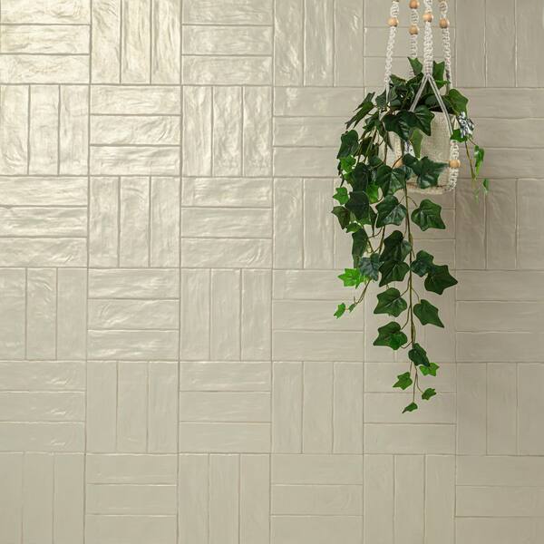 ＡＬＯＥです。 MSI Zelyge Aloe 2.5 in. x 8 in. Satin Ceramic Floor and Wall