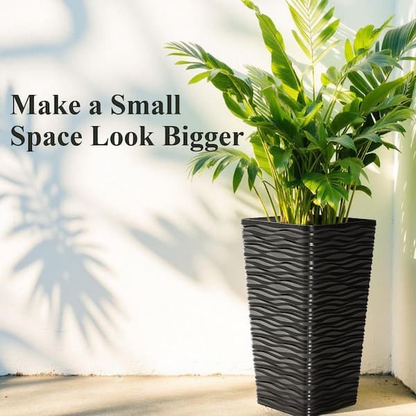 Primehome Garden 2-Pack 22 in Black Square Planters, Tapered