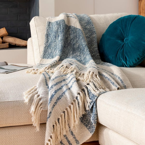 Arhaus - 100% Linen Throw Blanket in Biege and shops Blue