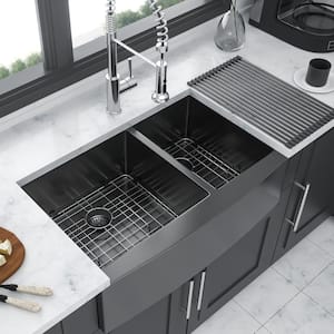 33 in. Farmhouse/Apron-Front Double Bowl (60/40) 16 Gauge Gunmetal Black Stainless Steel Kitchen Sink with Bottom Grids