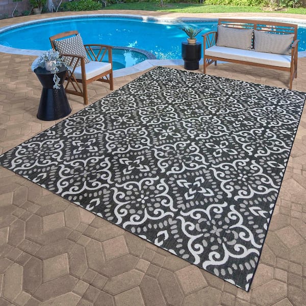 Paseo Powis Black 6 ft. x 9 ft. Trellis Indoor/Outdoor Area Rug