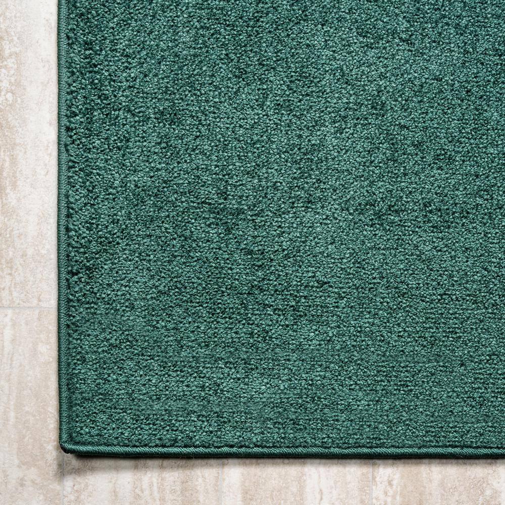 Emerald Green Synthetic Reversible Low-Pile Area Rug