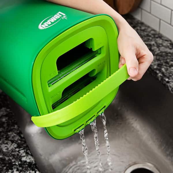 Libman - Rinse 'N Wring Microfiber Flat Mop and Bucket System with Extra Refill Pad