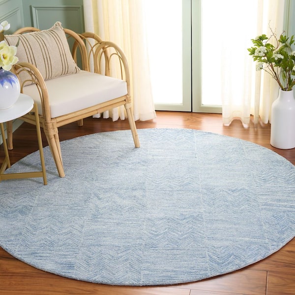 Soho 6 ft. x 6 ft. Light Blue Check Round Rug