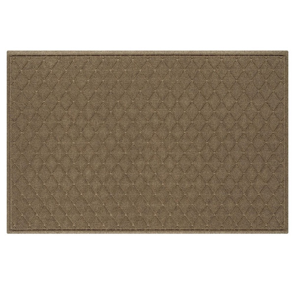 Bungalow Flooring Waterhog Argyle Camel 45 in. x 70 in. PET Polyester Indoor Outdoor Estate Mat