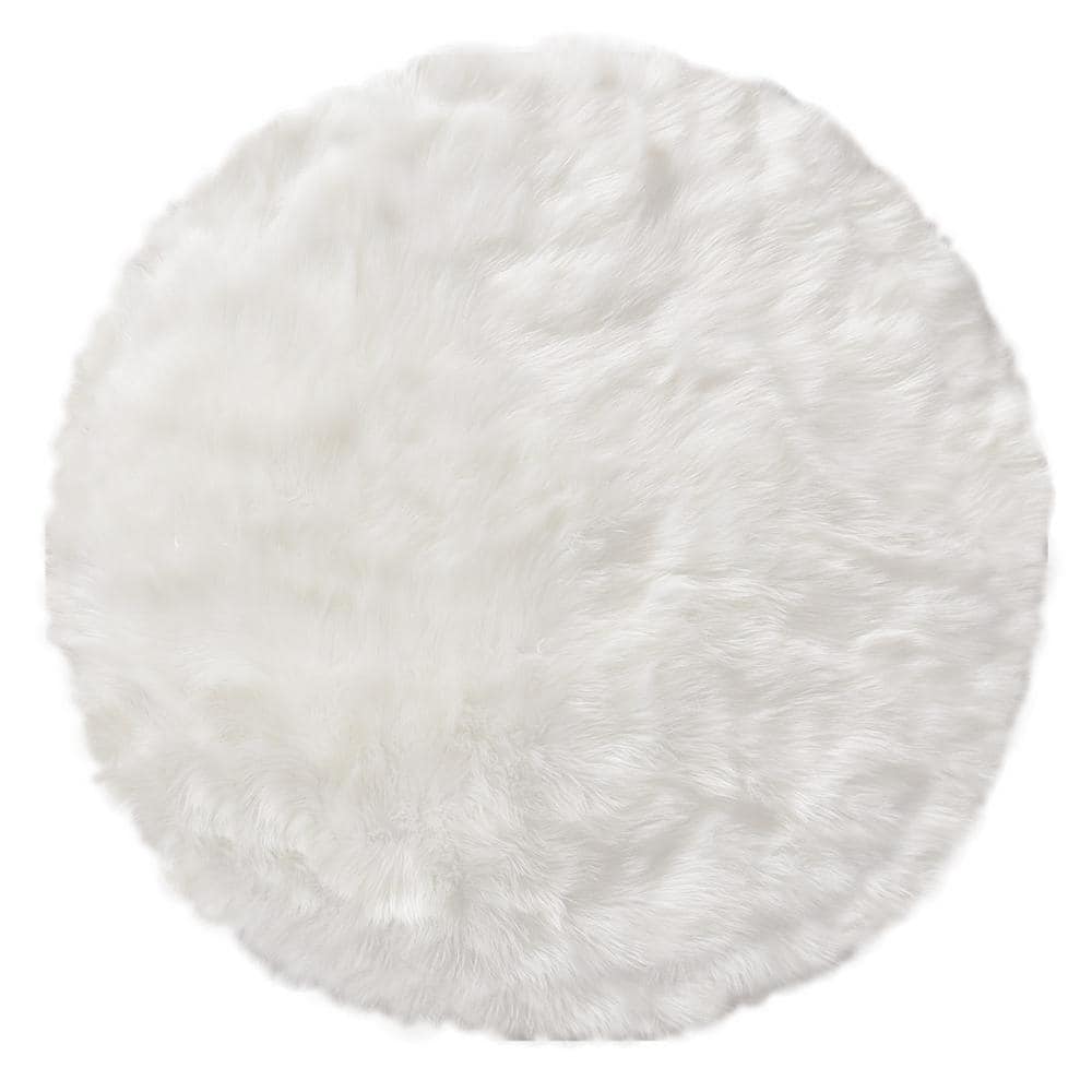 Faux Fur White 6 ft. Super Soft Shag Rug - 6' Round - On Sale - Bed Bath &  Beyond - 33906513