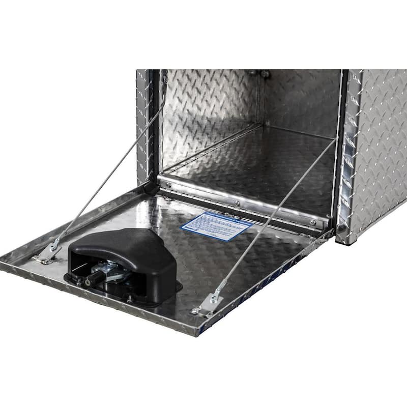 18 in. x 18 in. x 18 in. Diamond Plate Tread Aluminum Underbody Truck Tool Box