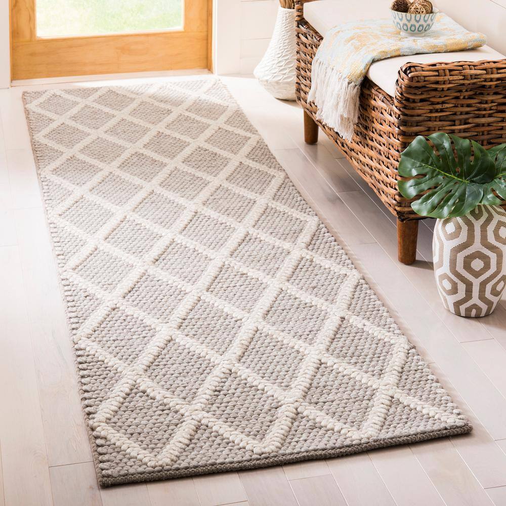 Grey and Off-White Hand-Tufted Wool and Silk Runner Rug