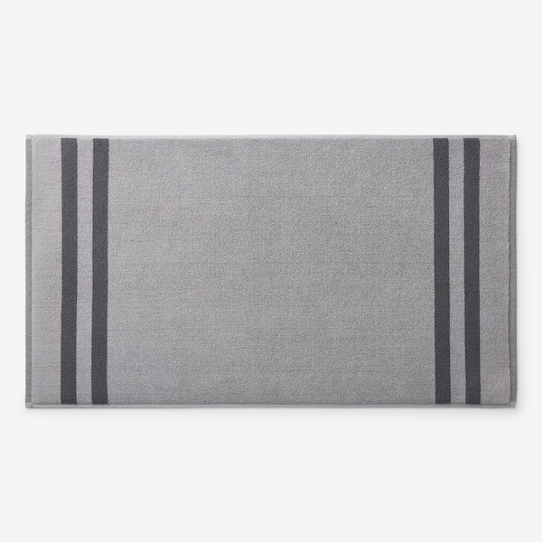Legends Hotel Mirage Rev Stripe Aegean Towel 20 in. x 36 in. Slate Gray Bath Mat