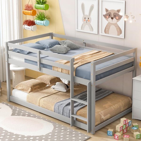URTR Gray Low Bunk Beds Twin Over Twin Wood Floor Bunk Bed Frame with Slat and Ladder for Kids Boys Girls