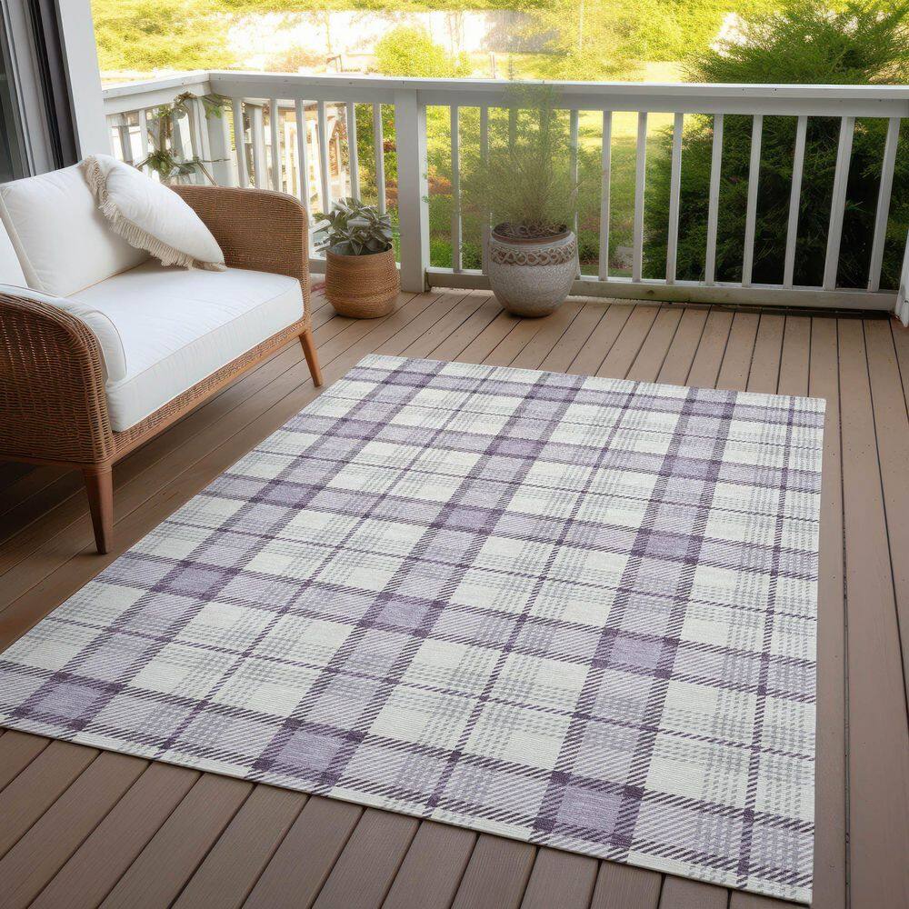 Lavender Plaid Washable Synthetic Indoor/Outdoor Rug