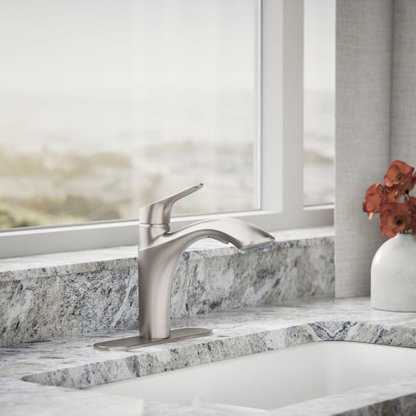 Rival Single Handle Pull-Out Kitchen Sink Faucet with 2-Function Sprayhead in Vibrant Stainless