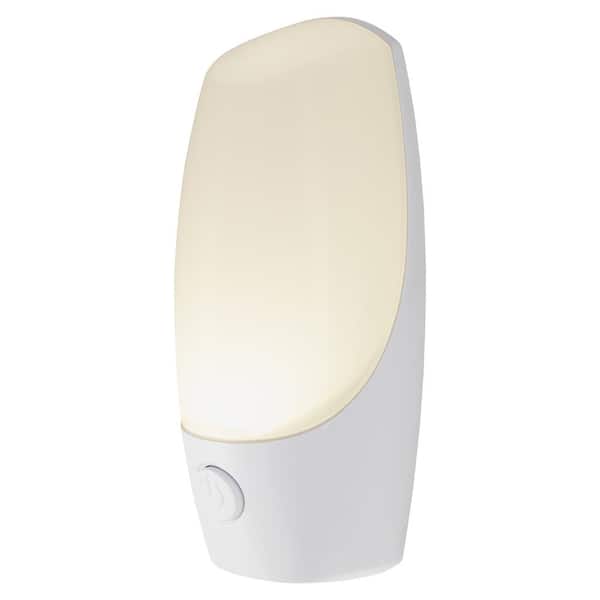 Energizer 0.5-Watt Manual Touch On/Off Plug In Integrated LED Night Light