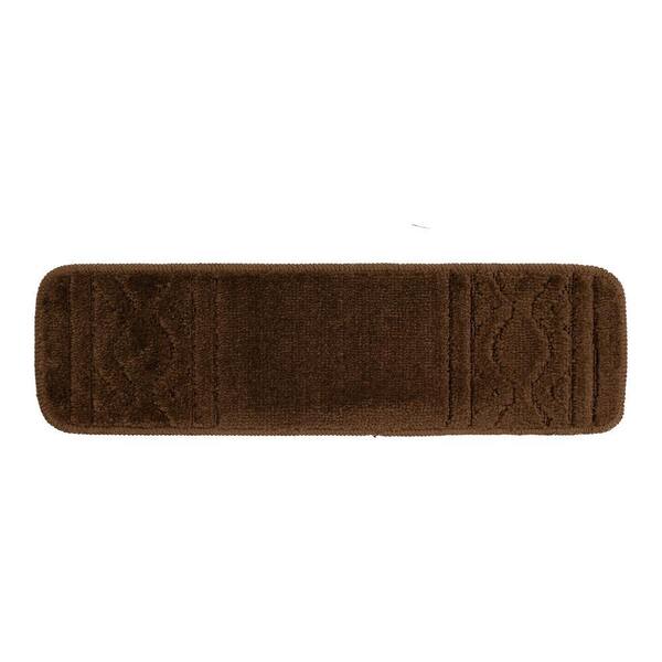 Maximus Trellis Border Brown ​ 7.5 in. x 26 in. Indoor Carpet Stair Tread Cover Slip Resistant Backing (Set of 13)