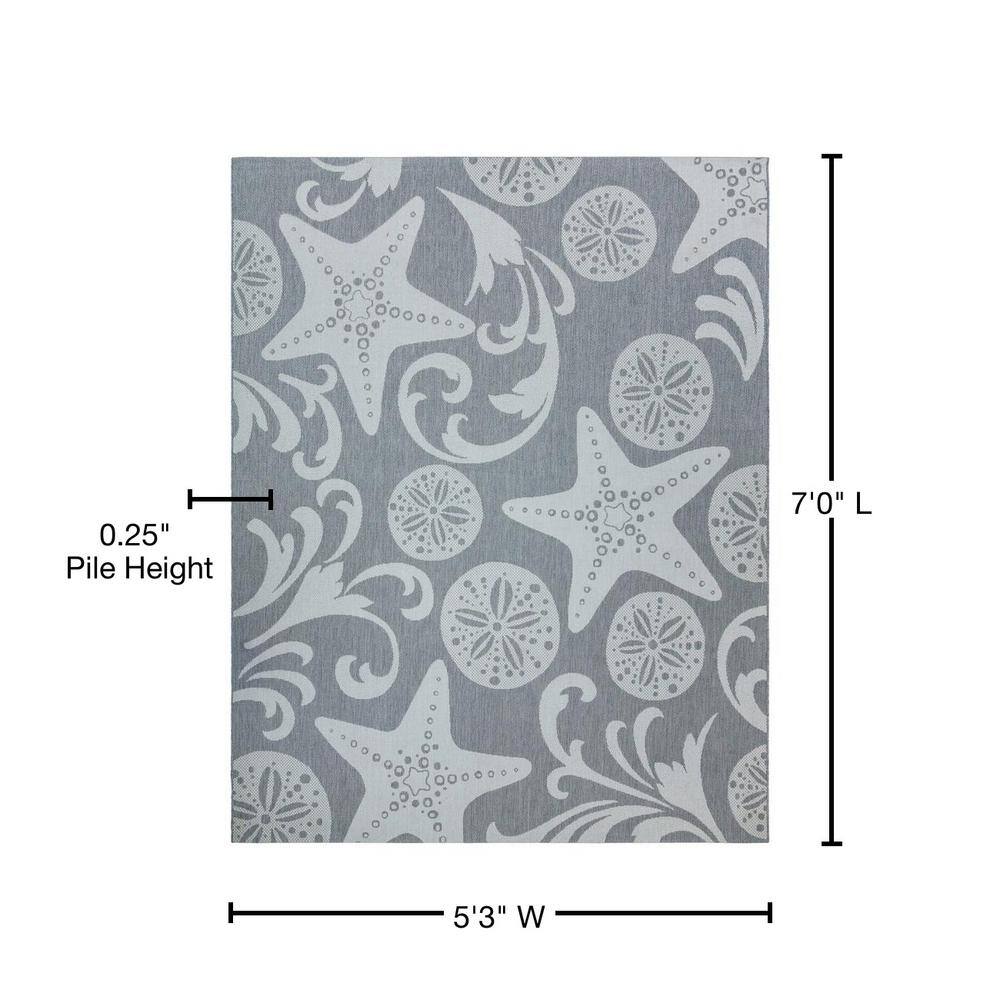 Gray Nautical Starfish and Sand Dollar 5' x 7' Indoor/Outdoor Area Rug