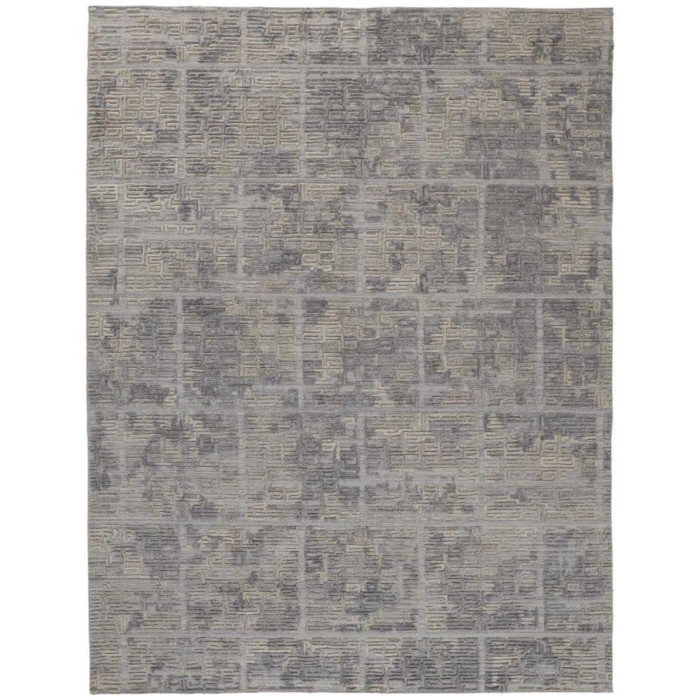 HomeRoots 5 ft. x 8 ft. Gray and Ivory Abstract Area Rug 2000513554 ...