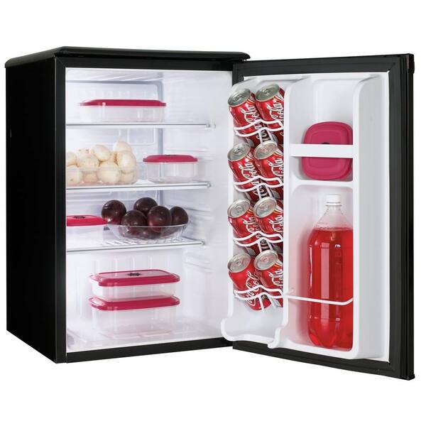 Danby 2 6 Cu Ft Mini Fridge In Black Dar026a1bdd 3 The Home Depot
