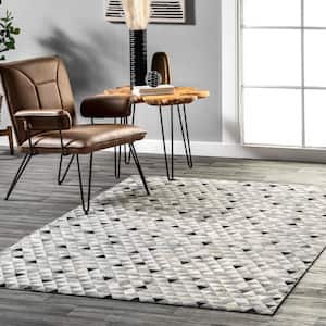 Laine Leather Blend Modern Triangle Gray 5 ft. x 8 ft. Area Rug