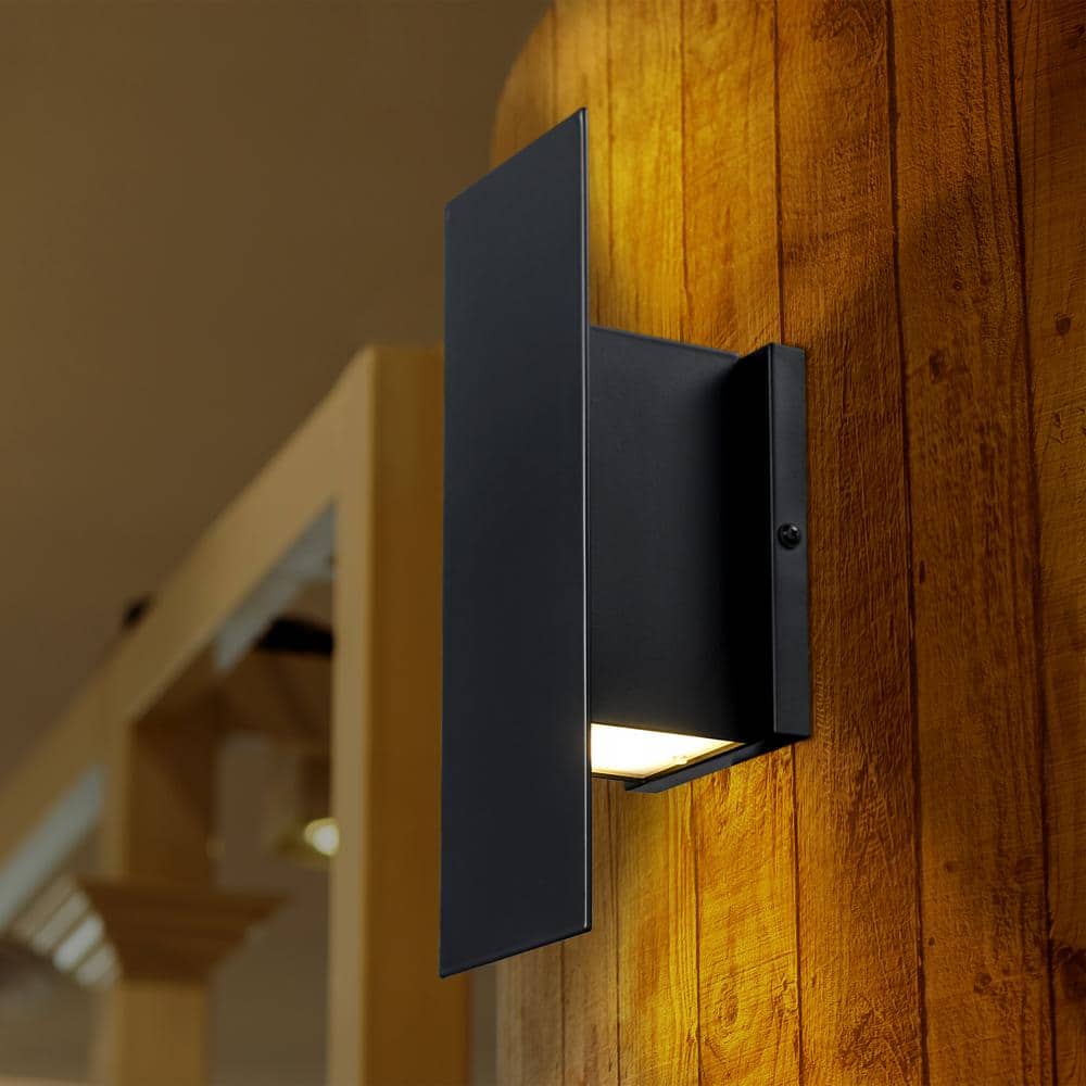 Novus Integrated LED Black LED Indoor Wall Sconce Light Fixture with Up and Down Light price history on PriceWatchPro