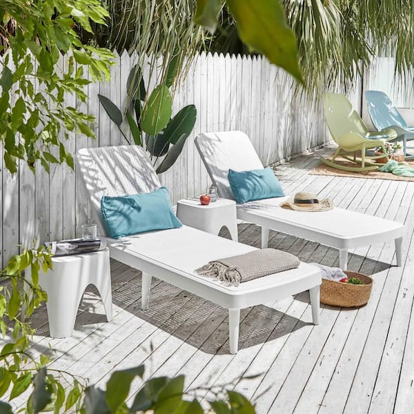Tahiti Resin Outdoor Chaise Lounge Set with 2 Side Tables White