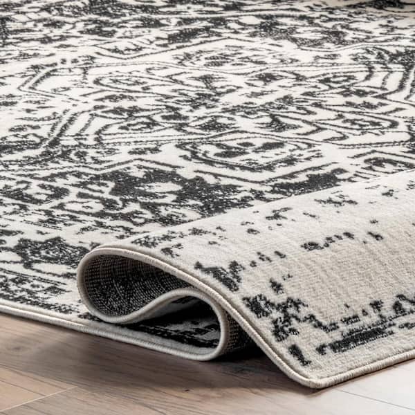 nuLOOM Jordana Vintage Distressed Medallion Black And White