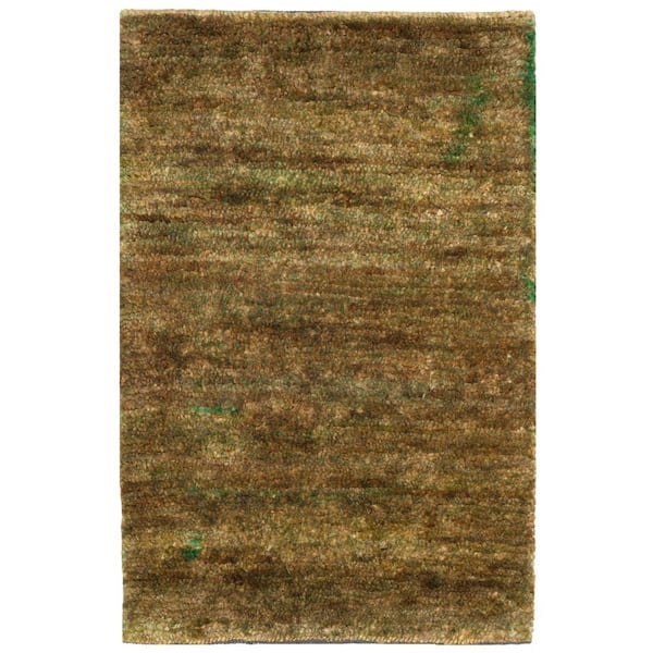 SAFAVIEH Bohemian Green Doormat 2 ft. x 3 ft. Solid Area Rug