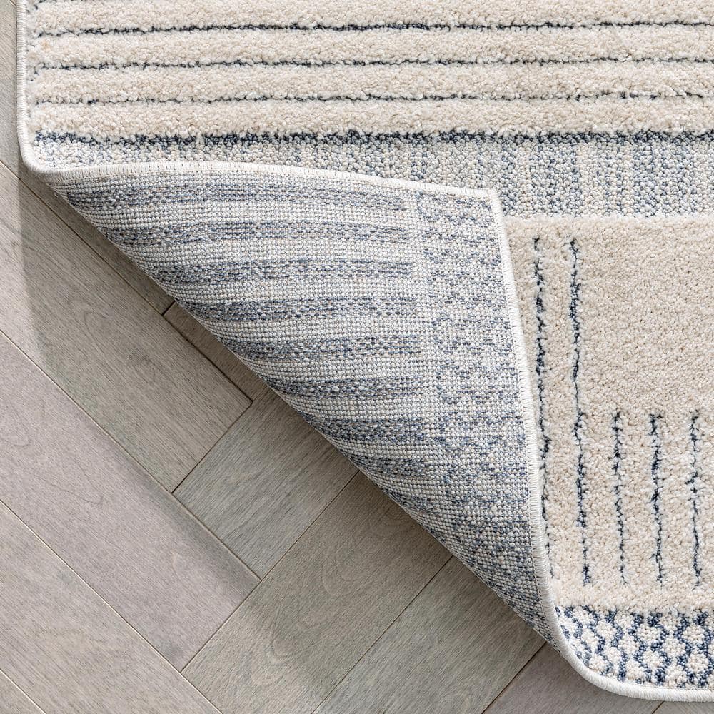 Harlow Light Blue Geometric 5' x 7' Easy-Care Synthetic Area Rug