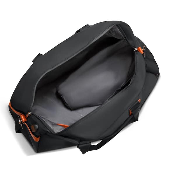 CHAMPS The Weekender 21 in. Black USB-Charging Water-Resistant