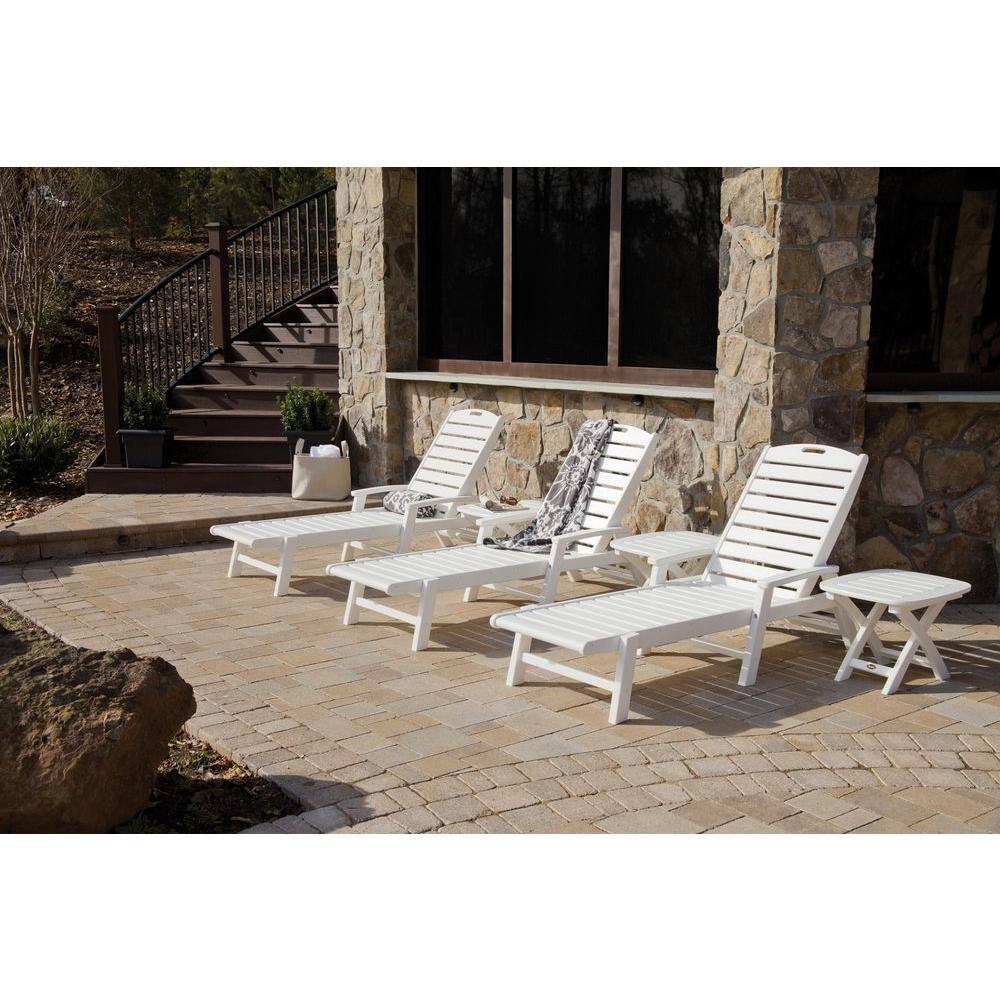 Vintage Lantern Stackable Chaise Lounger with Arms