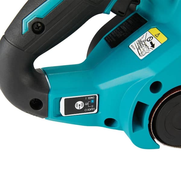 Makita 40V max XGT Brushless Cordless 3 in. x 21 in. Belt Sander