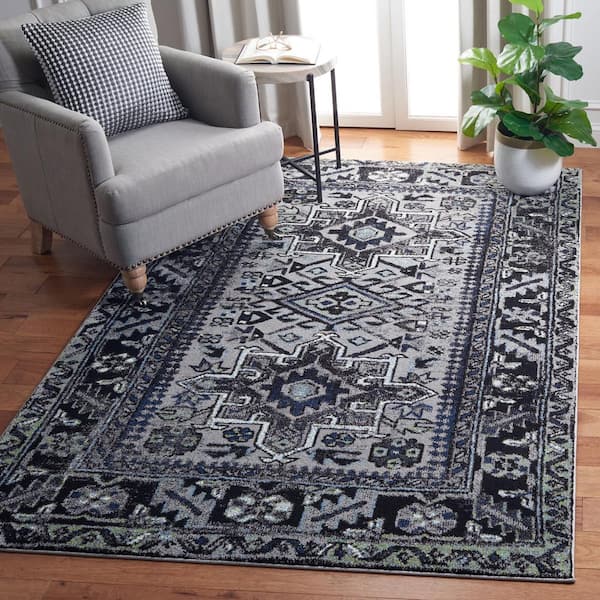 Vintage Hamadan Light Gray/Dark Gray 7 ft. x 9 ft. Floral Border Area Rug
