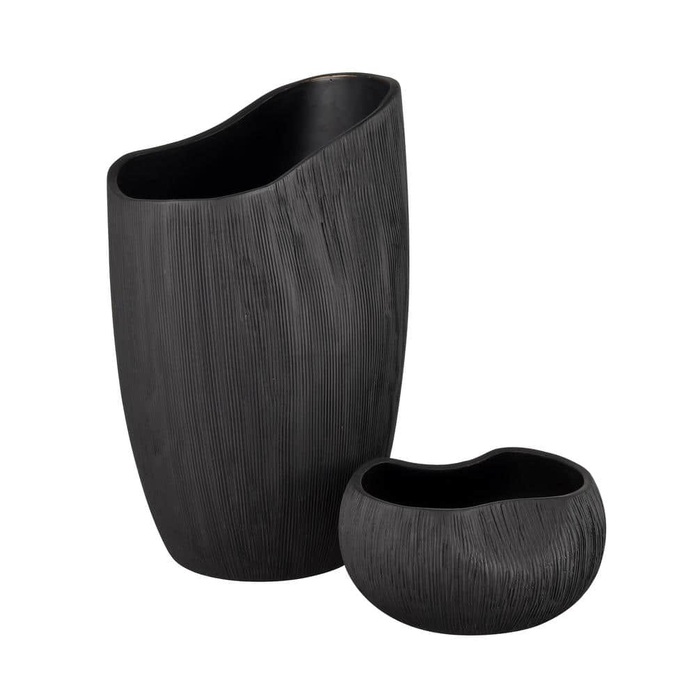 Matte Black Ceramic Scribing Vase with Etched Finish