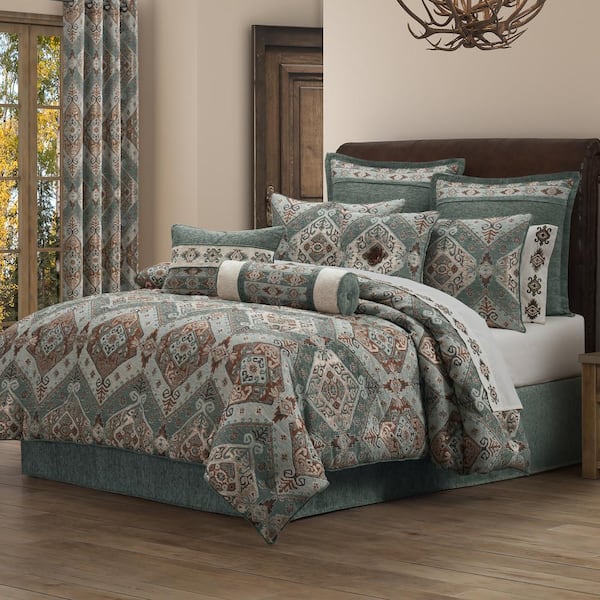 J QUEEN NEW YORK INC Tiberius 4-Pieces Polyester California King Comforter Set
